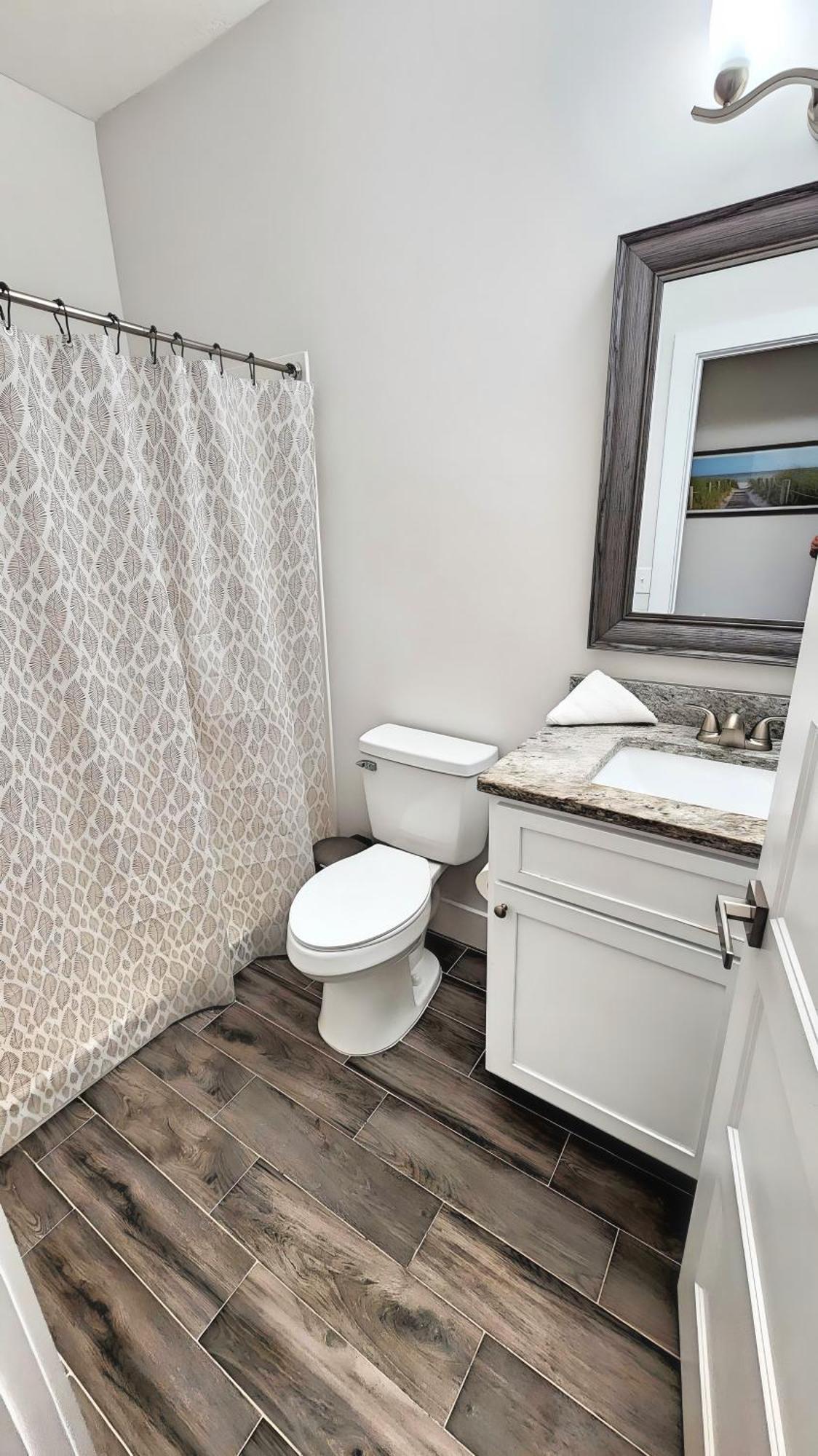Holiday home Pcb Paradise, Steps To Sand, Sleeps 8