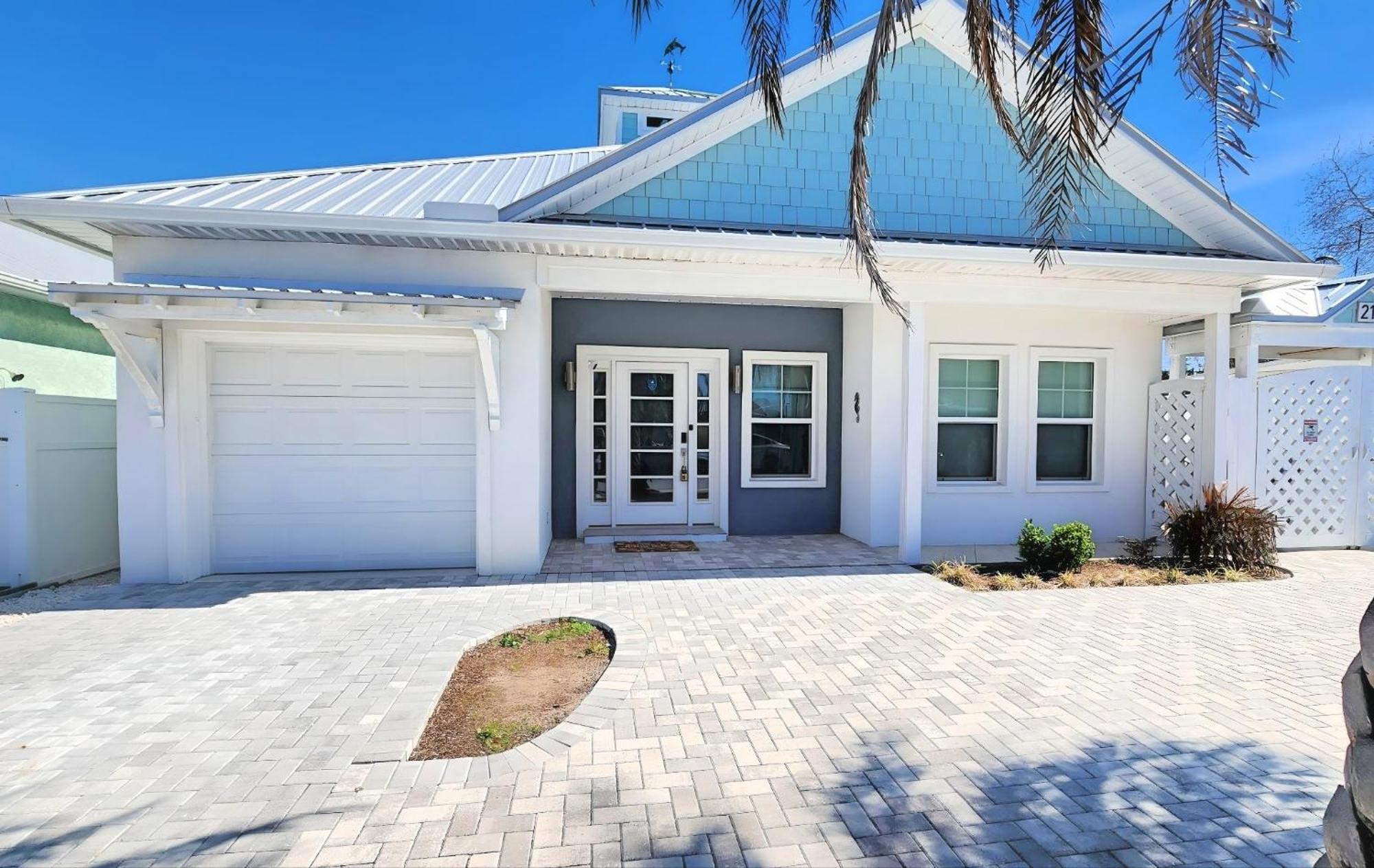 Holiday home Pcb Paradise, Steps To Sand, Sleeps 8 Panama City Beach